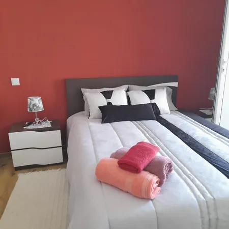 Encanto Da Aldeia Homestay *